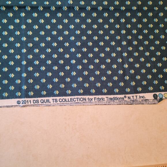 Cotton Fabric Blue Green Geometric Print 27"x42" DS Quilts Fabric Traditions - Picture 5 of 8